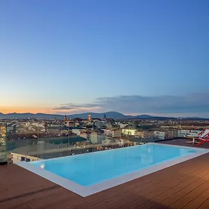 https://aparthotel-kora-green-city.sansebastianhotels.net